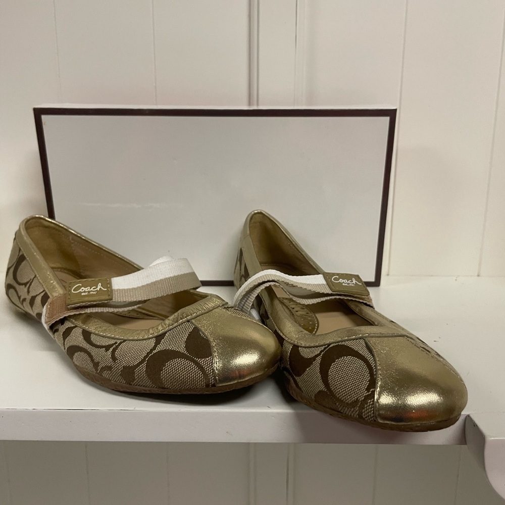RARE Vintage Coach NEW!!!